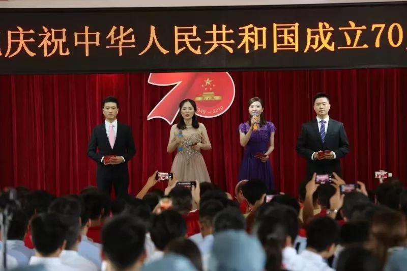 侯赛因动作被认为有侮辱意思，主裁是伊朗人很熟悉穆斯林国家习惯